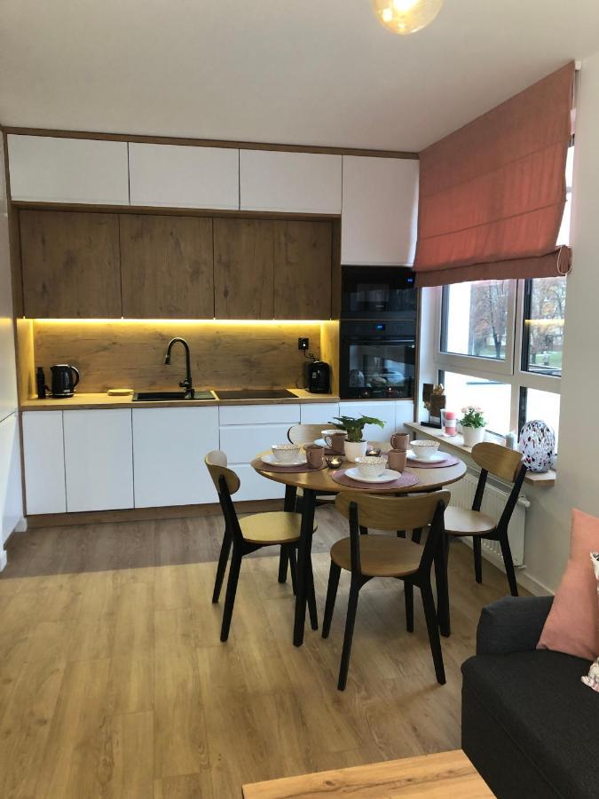 Apartament Pileckiego Nowy Dwor Mazowiecki Modlin Airport Exterior foto