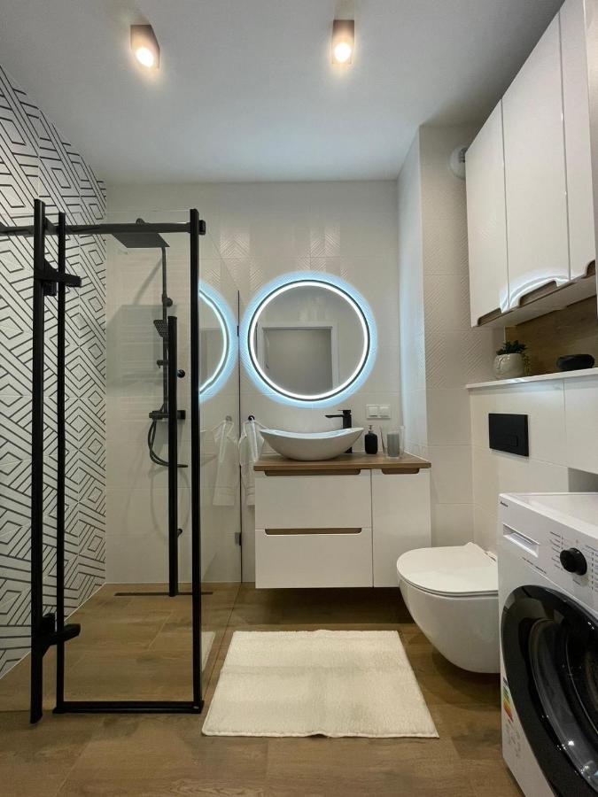 Apartament Pileckiego Nowy Dwor Mazowiecki Modlin Airport Exterior foto